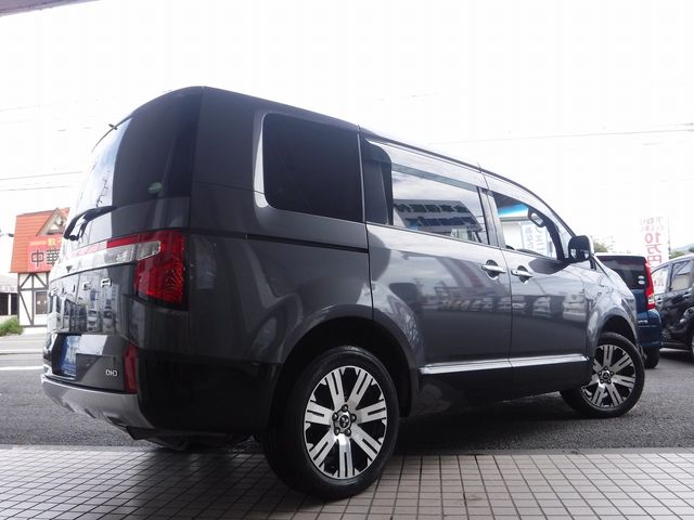 MITSUBISHI DELICA D:5 4WD 2020