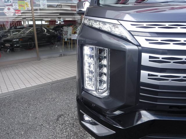 MITSUBISHI DELICA D:5 4WD 2020