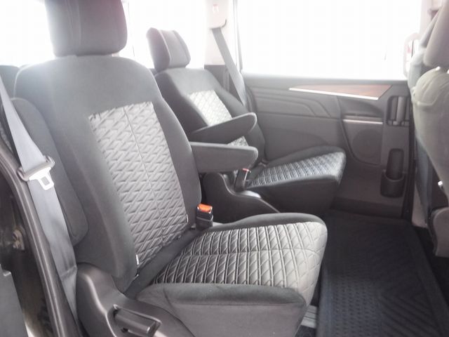 MITSUBISHI DELICA D:5 4WD 2020