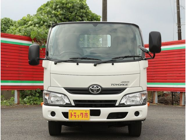 TOYOTA TOYOACE 2017