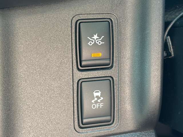 NISSAN SERENA  S-HYBRID 4WD 2017