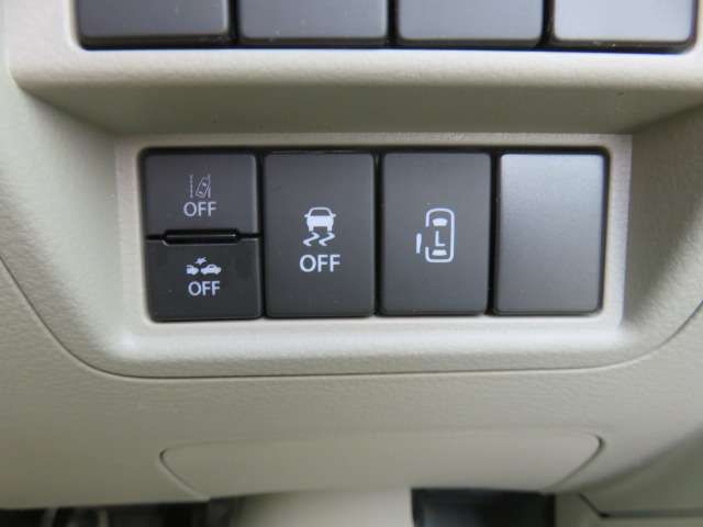 NISSAN NV100 CLIPPER RIO 4WD 2022