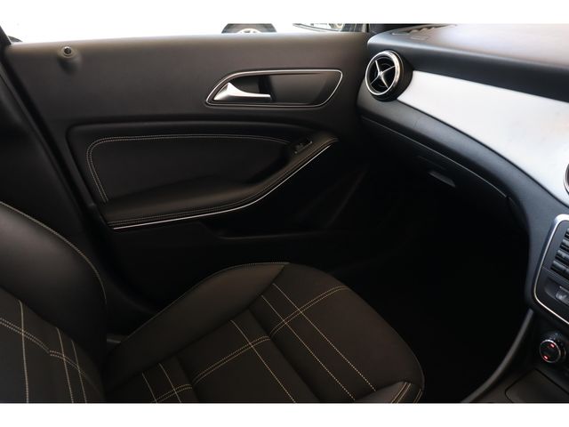 MERCEDES BENZ MERCEDES BENZ GLA class 2015