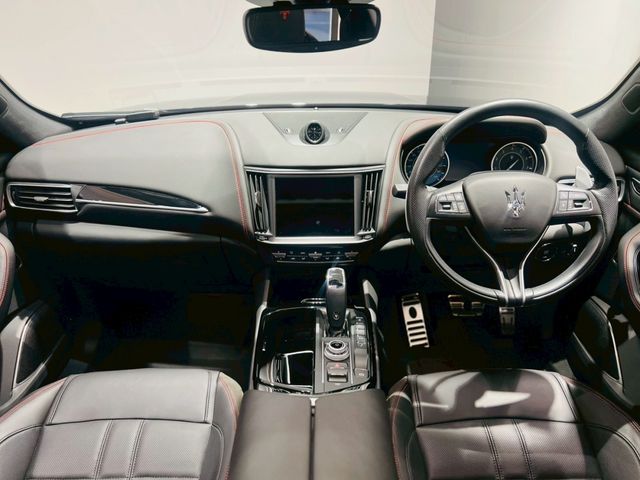 MASERATI MASERATI Levante 2022