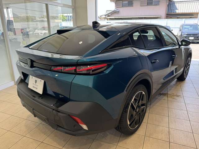 PEUGEOT PEUGEOT 408 2025