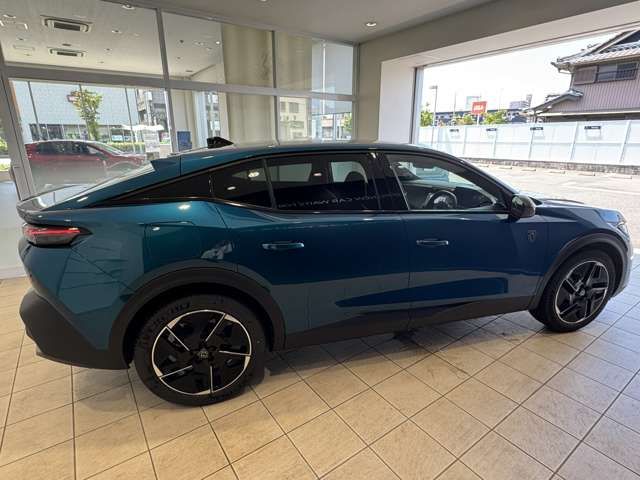 PEUGEOT PEUGEOT 408 2025