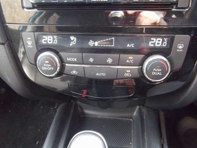 NISSAN X-TRAIL 4WD 2018