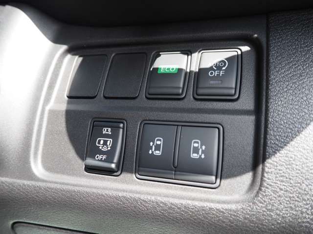 NISSAN SERENA  S-HYBRID 2016