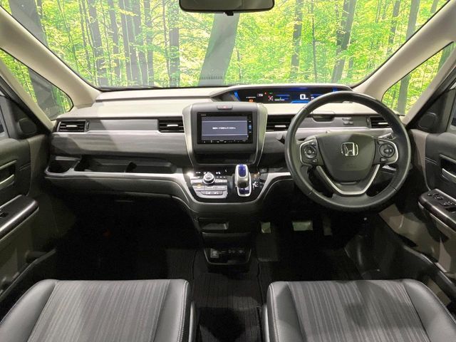 HONDA FREED HYBRID 2017