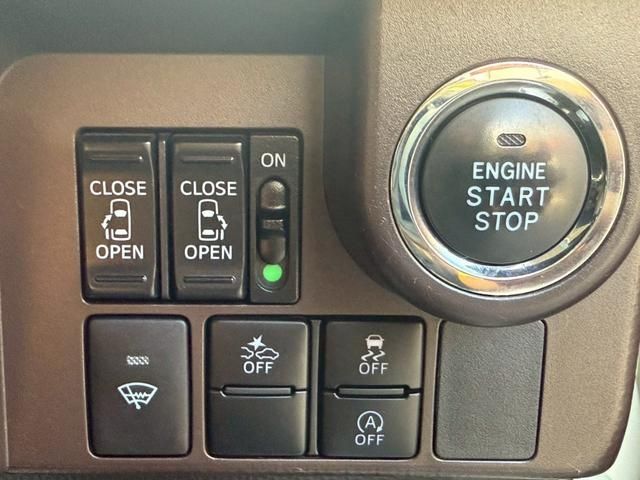 TOYOTA ROOMY 4WD 2018