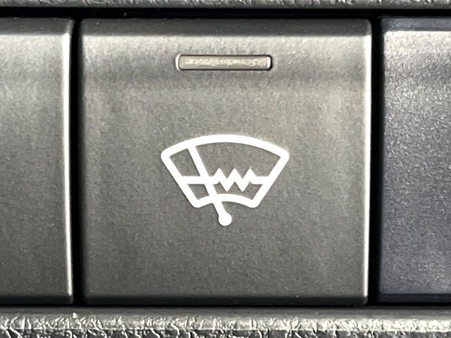 TOYOTA HARRIER HYBRID 2021