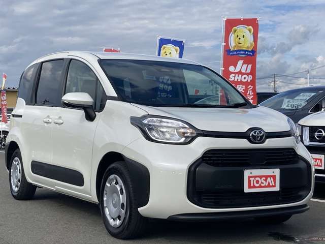 TOYOTA SIENTA HYBRID 2023