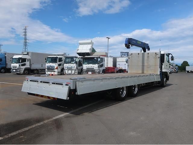 MITSUBISHI FUSOU SUPER GREAT 2015