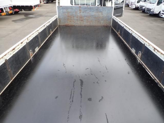 MITSUBISHI FUSOU FIGHTER 2017