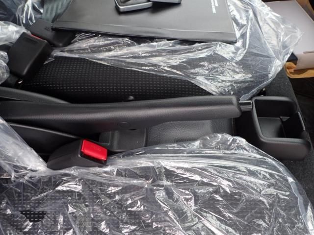 MITSUBISHI CANTER 2024