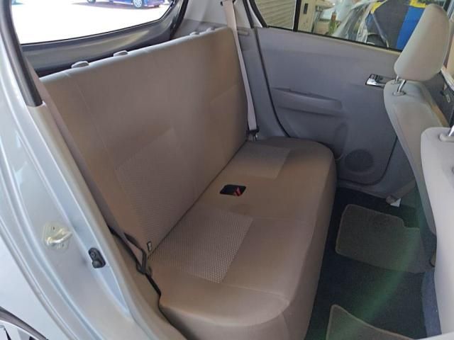 TOYOTA PIXIS EPOCH 2013