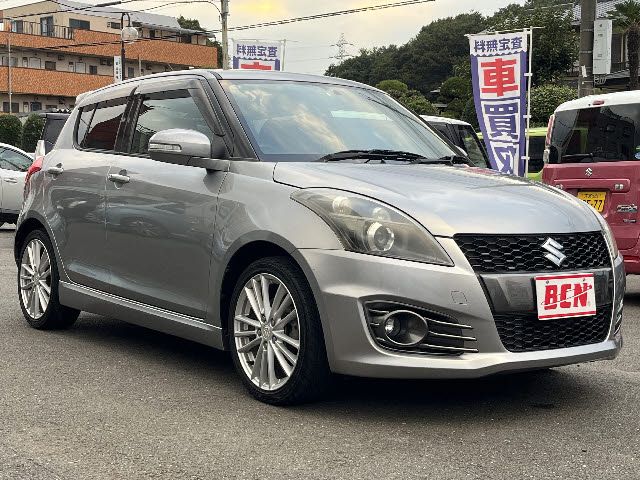 SUZUKI SWIFT 2012