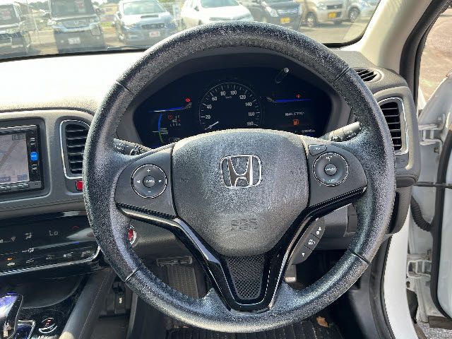 HONDA VEZEL HYBRID 2016