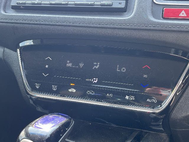 HONDA VEZEL HYBRID 2016