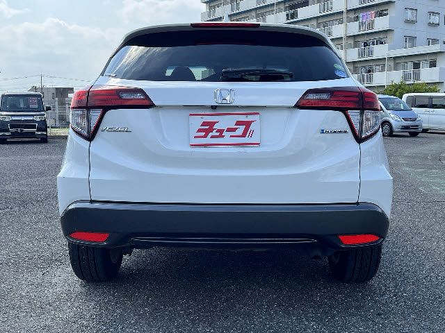 HONDA VEZEL HYBRID 2016