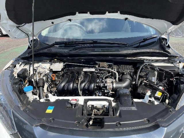 HONDA VEZEL HYBRID 2016