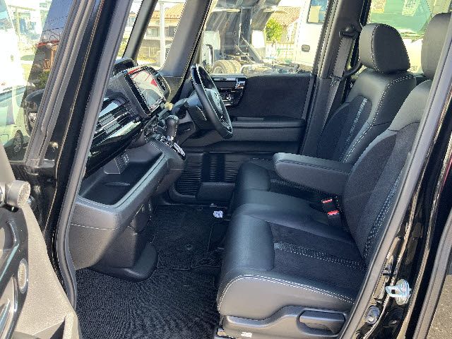 HONDA N BOX CUSTOM 2022