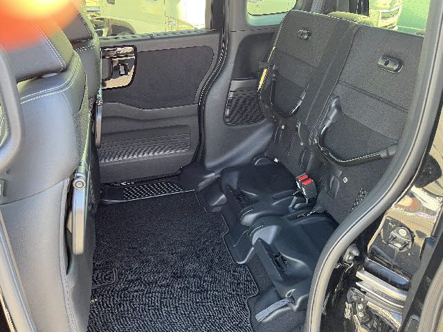 HONDA N BOX CUSTOM 2022