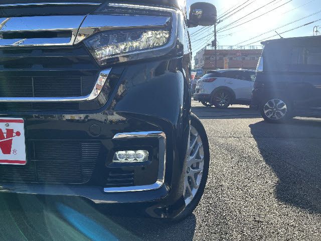 HONDA N BOX CUSTOM 2022