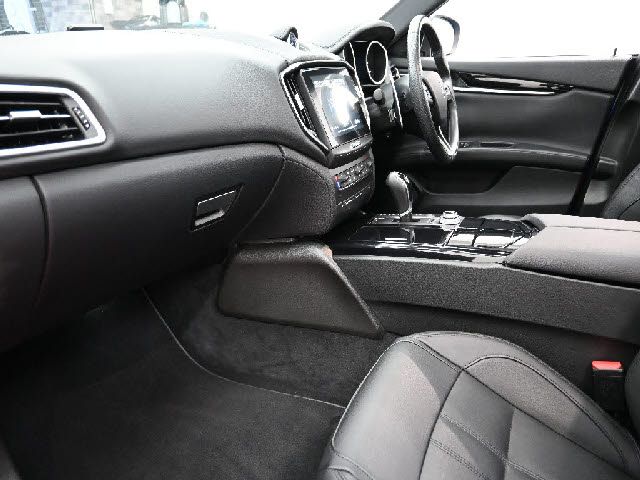 MASERATI MASERATI GHIBLI Sedan 2018