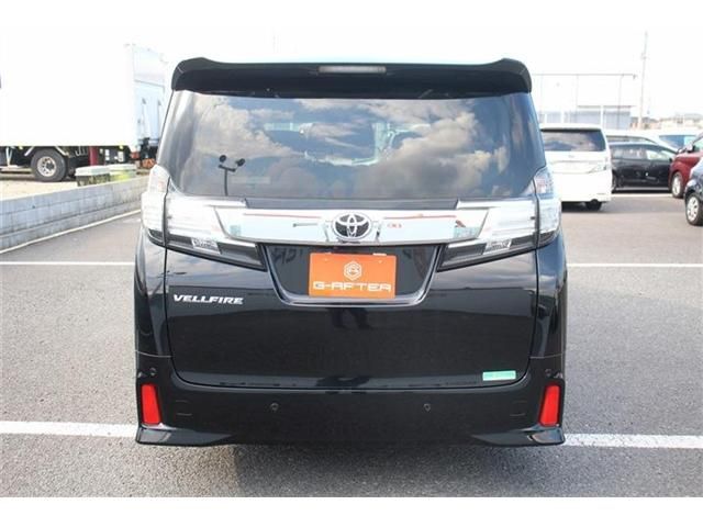 TOYOTA VELLFIRE 2016