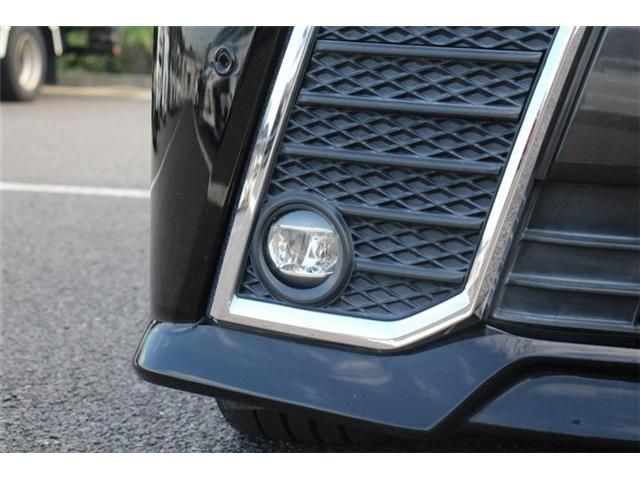 TOYOTA VELLFIRE 2016