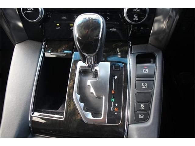 TOYOTA VELLFIRE 2016