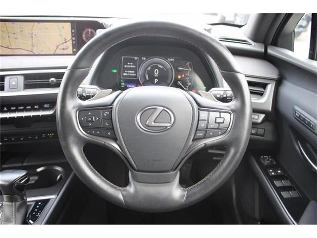 TOYOTA LEXUS UX250h 2022