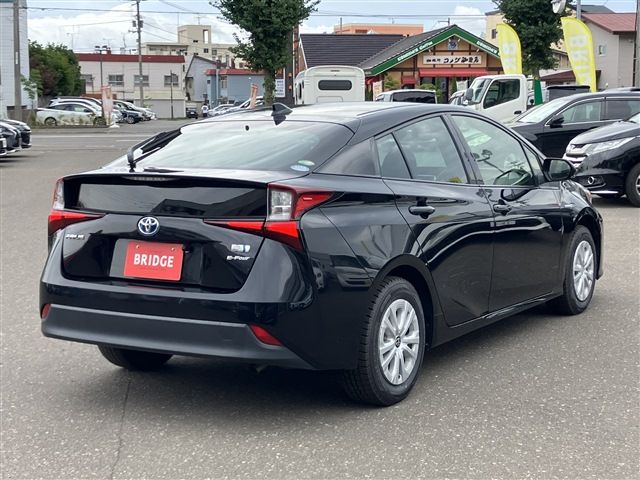 TOYOTA PRIUS 4WD 2020