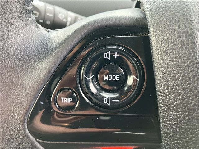 TOYOTA PRIUS 4WD 2020