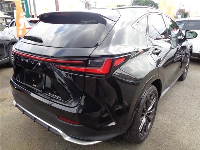 TOYOTA LEXUS NX350h 2023