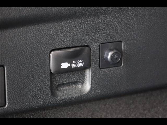 TOYOTA PRIUS PHV 2017