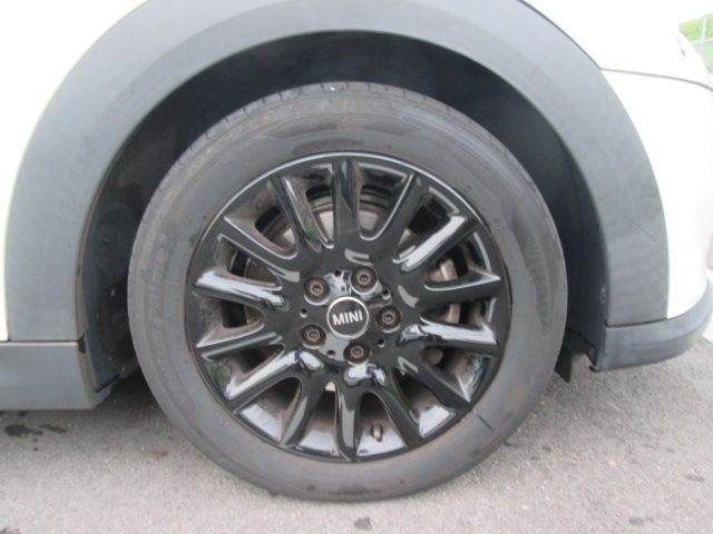 BMW MINI COOPER D 2021