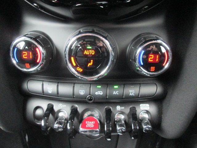 BMW MINI COOPER D 2021