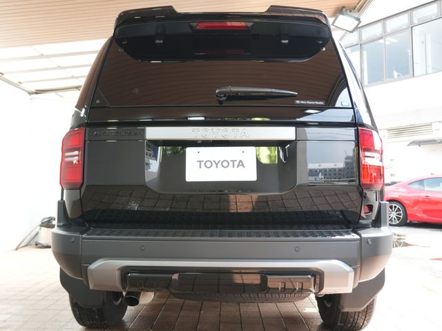 TOYOTA LANDCRUISER 250 2024