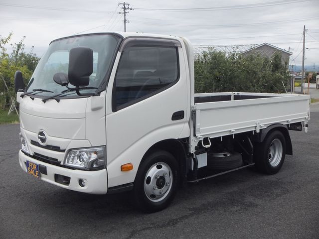 HINO DUTRO 2020