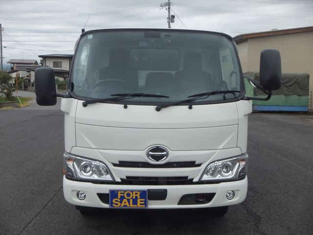 HINO DUTRO 2020