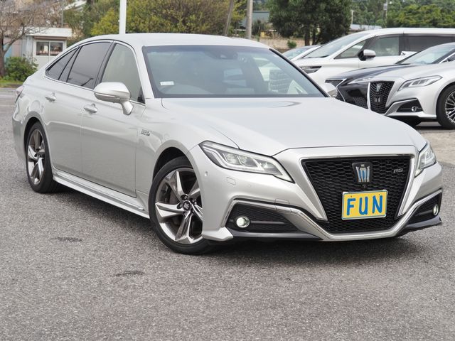 TOYOTA CROWN sedan hybrid 2020