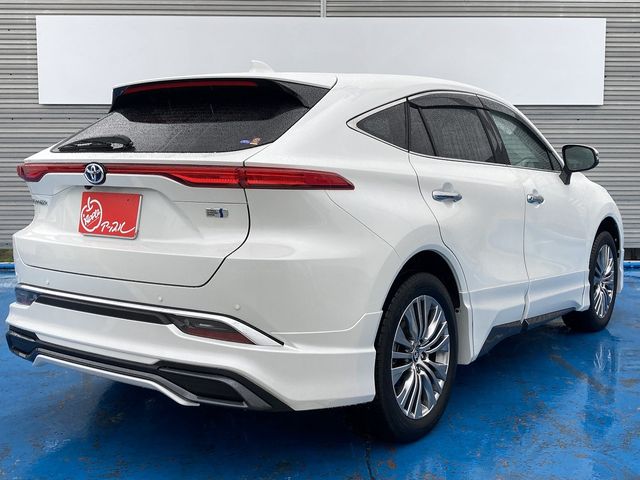 TOYOTA HARRIER HYBRID 2024
