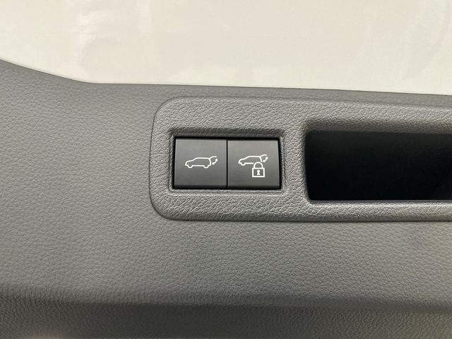 TOYOTA HARRIER HYBRID 2024