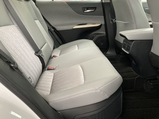 TOYOTA HARRIER HYBRID 2024