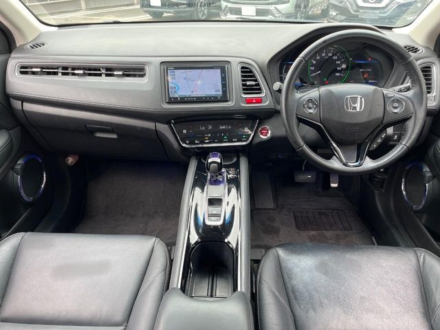 HONDA VEZEL HYBRID 2015