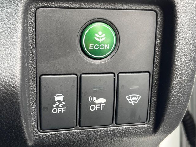 HONDA VEZEL HYBRID 2015