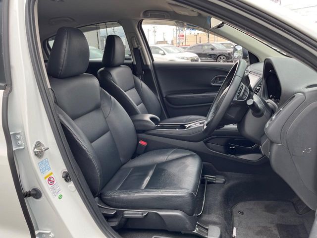 HONDA VEZEL HYBRID 2015