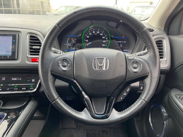 HONDA VEZEL HYBRID 2015